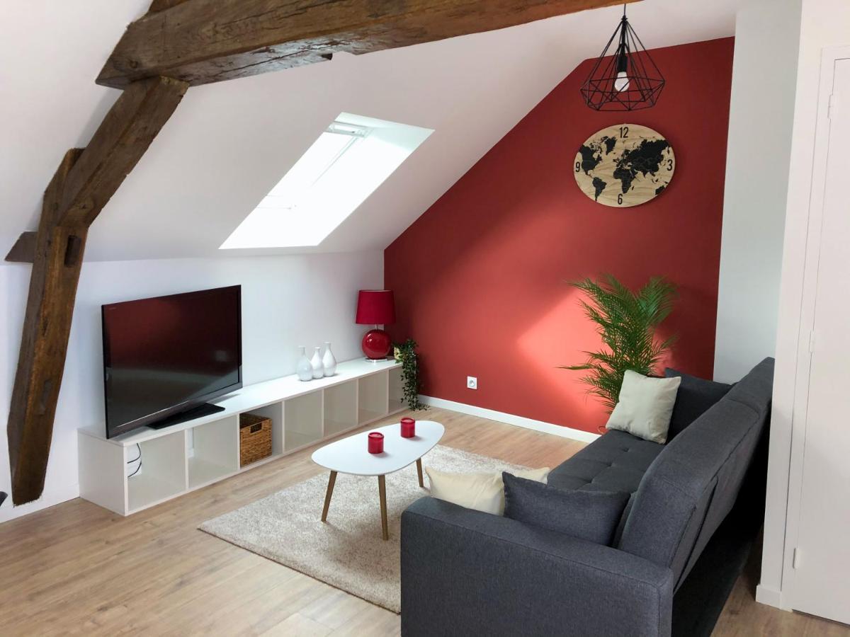 Adventure House - La Suite Cosy De L'Explorateur ! 쏘뮤흐 외부 사진