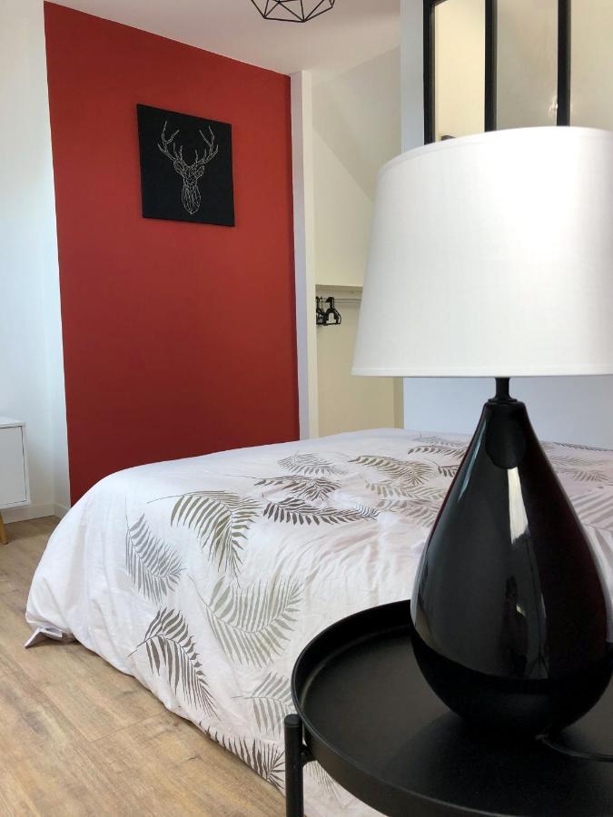 Adventure House - La Suite Cosy De L'Explorateur ! 쏘뮤흐 외부 사진